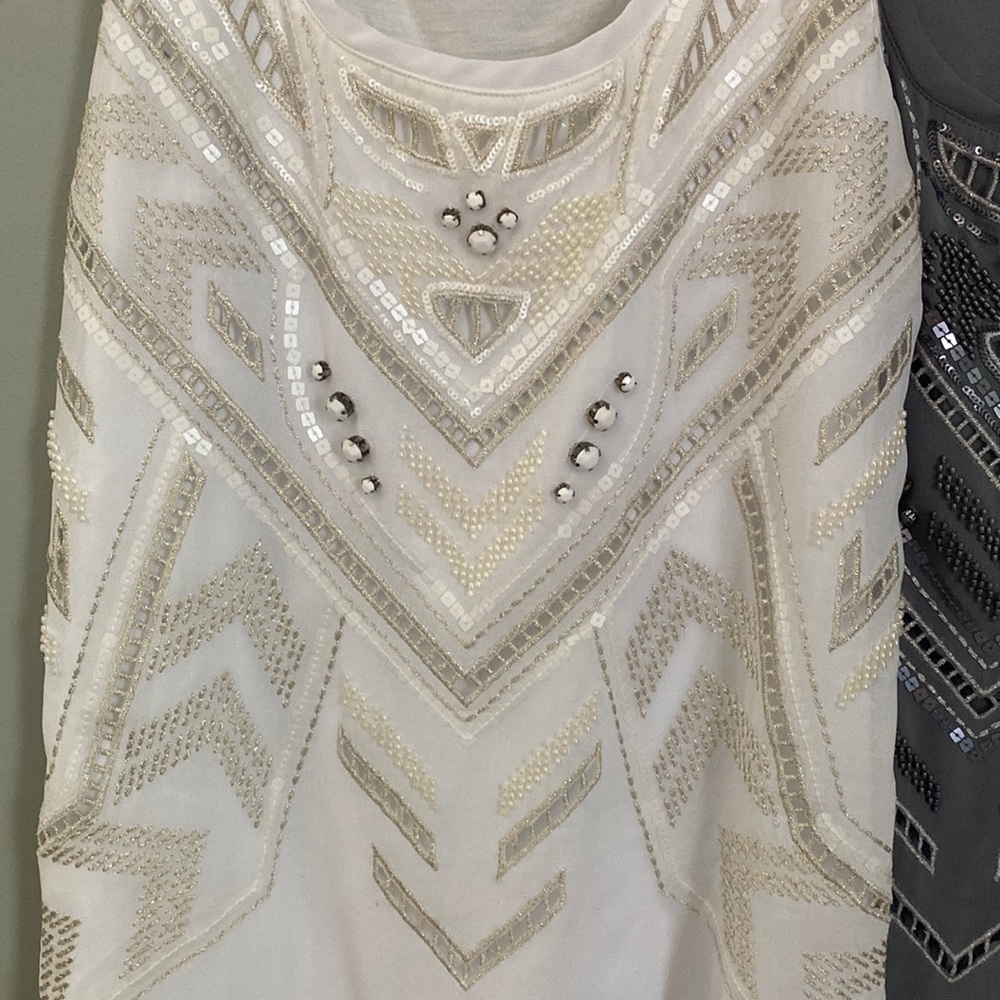 Express Bundle Of 2 Embellished Tanks XS - Picture 7 of 15